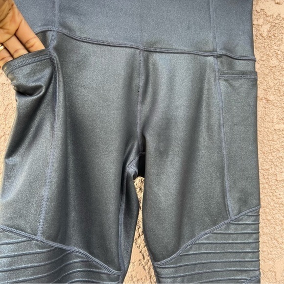 Athleta Inclination Moto tight Women’s Size Small Black‎ Metallic Pullon Style - Picture 11 of 17
